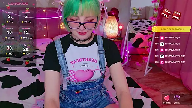 CoralineYoung online show from 4, 5, 2026
