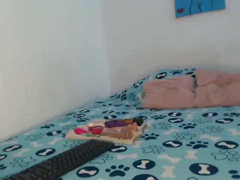 Snapshot of Victoria_new chatting on 2, 10, 2025 Victoria new online show from 2, 10, 2025