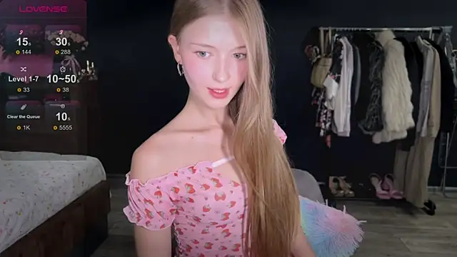 holylisssa online show from 9, 10, 2025