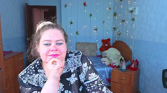 Audrey Aura online show from 1, 10, 2025