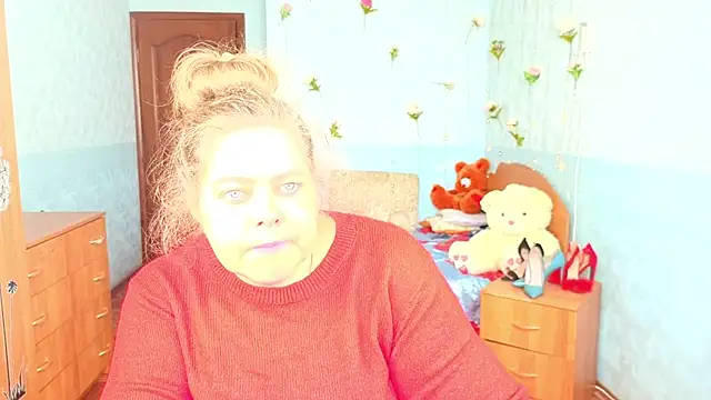 Audrey Aura online show from 4, 10, 2025