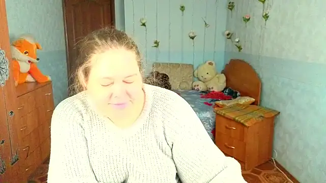 Audrey Aura online show from 27, 11, 2025