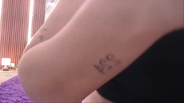 aixa show online show from 4, 12, 2025