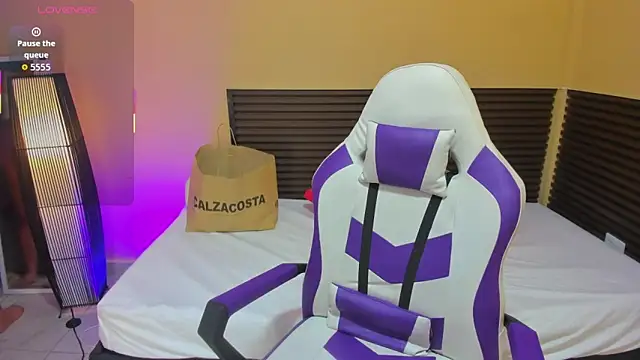 Snapshot of scarlett_enjoy1 chatting on 16, 12, 2025 scarlett enjoy1 online show from 16, 12, 2025