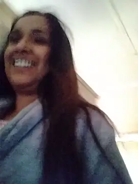 Snapshot of cute_indianxo chatting on 7, 6, 2026 cute indianxo online show from 7, 6, 2026