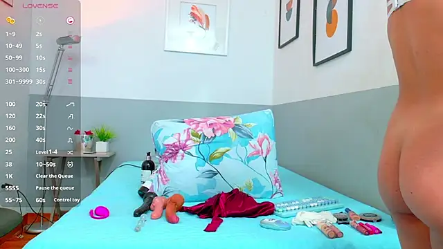 cutepetitee online show from 27, 9, 2025