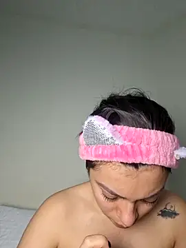 AmaiaSalvatore online show from 19, 9, 2025