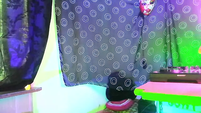 DjDiCKmannOnE online show from 2, 2, 2026