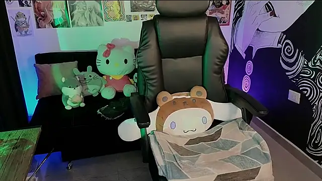 Yuhwan  online show from 29, 9, 2025