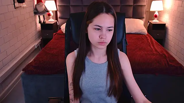 UliaNeer online show from 5, 3, 2026