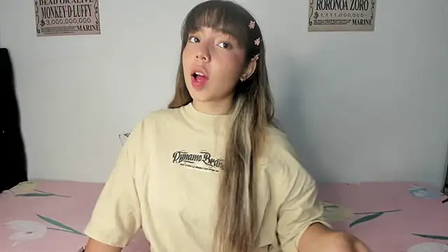 Snapshot of emma_grays2 chatting on 26, 5, 2026 emma grays2 online show from 26, 5, 2026