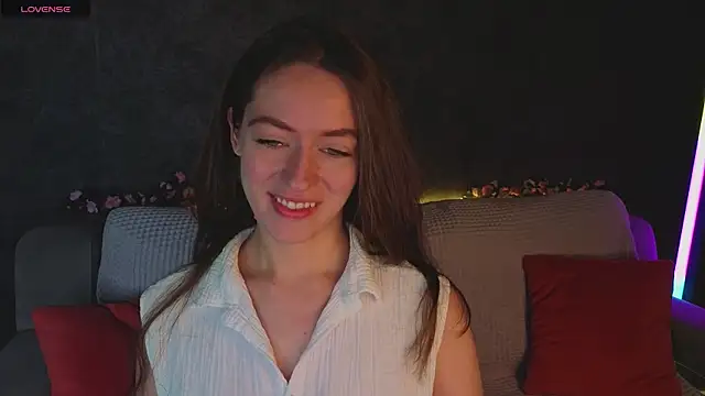 Snapshot of Agnes_Wells chatting on 6, 6, 2026 Agnes Wells online show from 6, 6, 2026