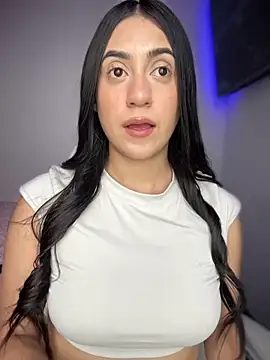 Snapshot of isabela_l chatting on 26, 9, 2025 isabela l online show from 26, 9, 2025