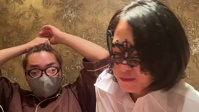 Snapshot of 21yuri27 chatting on 30, 10, 2025 21yuri27 online show from 30, 10, 2025