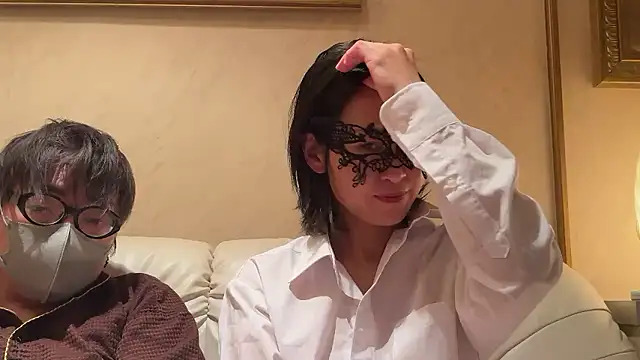 Snapshot of 21yuri27 chatting on 17, 11, 2025 21yuri27 online show from 17, 11, 2025