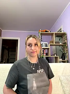 Snapshot of KassandraTress chatting on 27, 10, 2025 KassandraTress online show from 27, 10, 2025