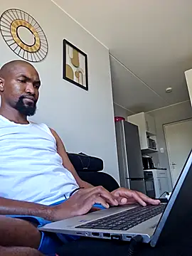 mojaymort online show from 3, 12, 2025