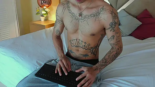 Enzo Hunter online show from 18, 5, 2026