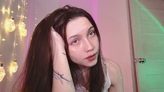 KendalHottt online show from 23, 11, 2025