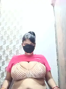 Snapshot of varnika chatting on 6, 6, 2026 varnika online show from 6, 6, 2026