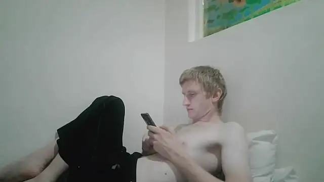 Snapshot of tcute0 chatting on 25, 4, 2026 tcute0 online show from 25, 4, 2026
