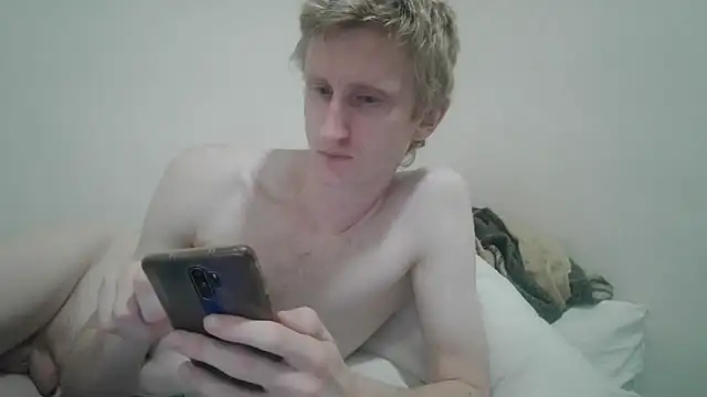 Snapshot of tcute0 chatting on 29, 4, 2026 tcute0 online show from 29, 4, 2026