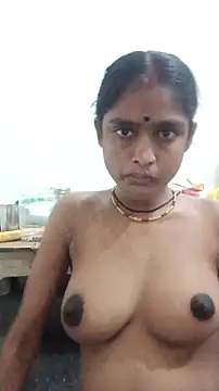 Snapshot of Guriya0076 chatting on 1, 10, 2025 Guriya0076 online show from 1, 10, 2025