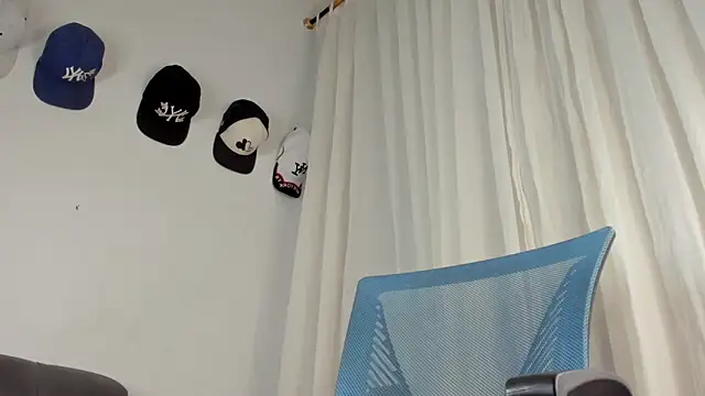 Snapshot of santi_xximo chatting on 24, 9, 2025 santi xximo online show from 24, 9, 2025