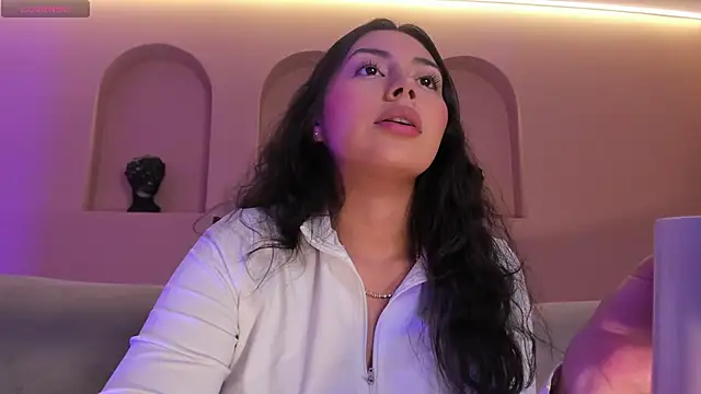 AmbarJames  online show from 25, 11, 2025