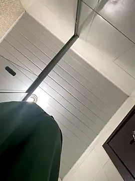 Snapshot of PIROCAGG21 chatting on 15, 10, 2025 PIROCAGG21 online show from 15, 10, 2025