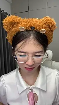 Qianqian-888 online show from 1, 12, 2025