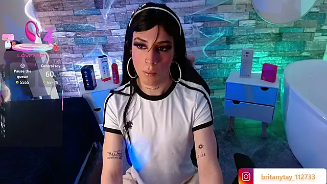 Snapshot of boyfox_tay chatting on 9, 11, 2025 boyfox tay online show from 9, 11, 2025