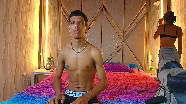 Snapshot of Hotcouple_222 chatting on 1, 12, 2025 Hotcouple 222 online show from 1, 12, 2025