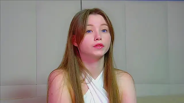 Snapshot of KeiraAsti chatting on 7, 10, 2025 KeiraAsti online show from 7, 10, 2025