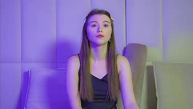 Snapshot of KeiraAsti chatting on 19, 10, 2025 KeiraAsti online show from 19, 10, 2025