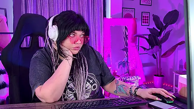MaryHarrys online show from 1, 5, 2026