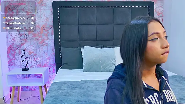 Snapshot of Becca_Grims chatting on 25, 9, 2025 Becca Grims online show from 25, 9, 2025