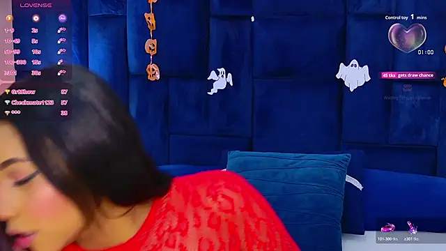 Snapshot of Becca_Grims chatting on 20, 10, 2025 Becca Grims online show from 20, 10, 2025