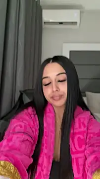 LilMisIndianx online show from 11, 4, 2026