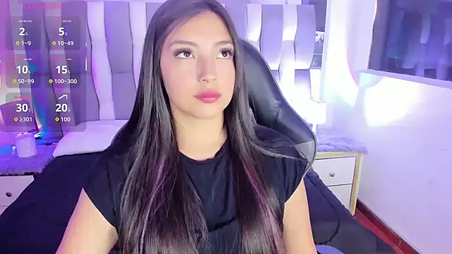 Snapshot of Adaara_Rey chatting on 14, 10, 2025 Adaara Rey online show from 14, 10, 2025