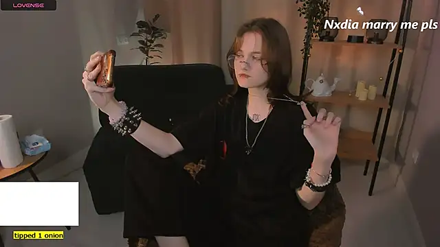 Snapshot of Dilara_xBaby chatting on 2, 10, 2025 Dilara xBaby online show from 2, 10, 2025