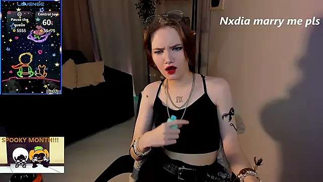 Snapshot of Dilara_xBaby chatting on 18, 10, 2025 Dilara xBaby online show from 18, 10, 2025