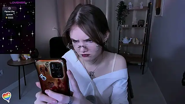 Snapshot of Dilara_xBaby chatting on 6, 11, 2025 Dilara xBaby online show from 6, 11, 2025