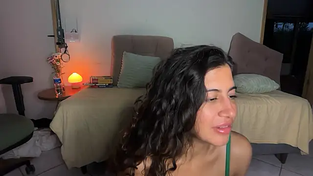 Snapshot of deusaludovica chatting on 26, 6, 2026 deusaludovica online show from 26, 6, 2026