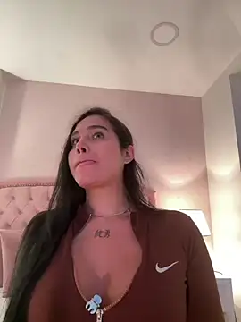 Bella  Wood online show from 19, 7, 2026