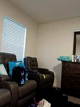 Thickkemzz41 online show from 28, 3, 2026