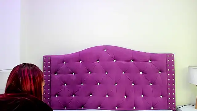 ximena vasquez8 online show from 6, 11, 2025