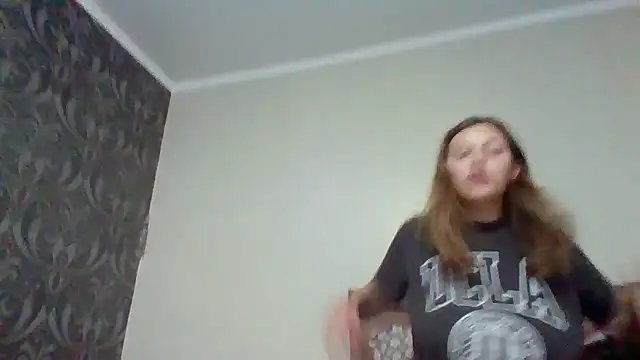 Snapshot of Baby_Mon chatting on 10, 10, 2025 Baby Mon online show from 10, 10, 2025