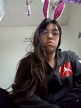 Snapshot of lareinalareinadelanal chatting on 31, 10, 2025 lareinalareinadelanal online show from 31, 10, 2025