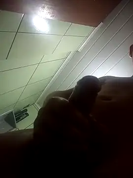 Henriquepauzao10 online show from 25, 4, 2026